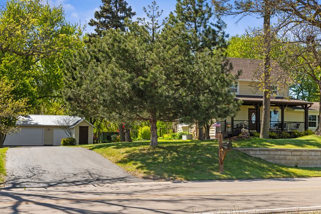 9909 Winn Road, Spring Grove, IL 60081