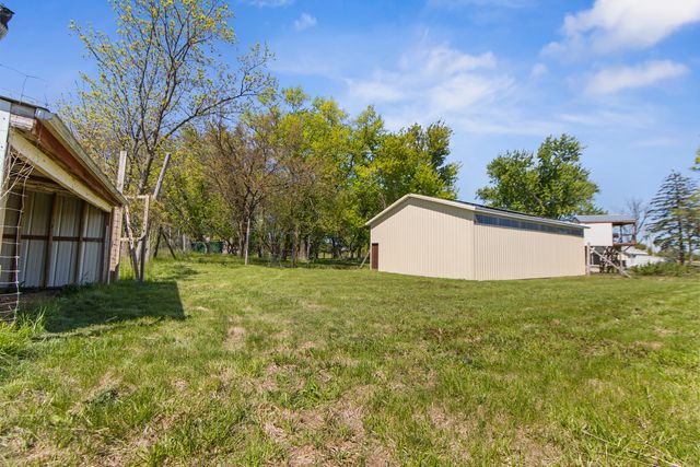 9909 Winn Road, Spring Grove, IL 60081