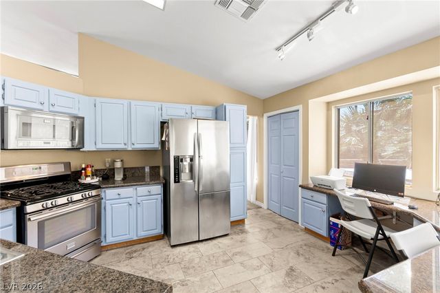 2005 Yosemite Court, Henderson, NV 89074