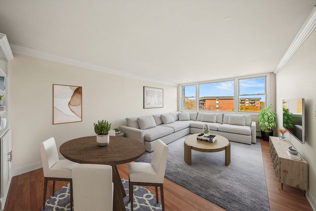 5975 N Odell Avenue 5C, Chicago, IL 60631