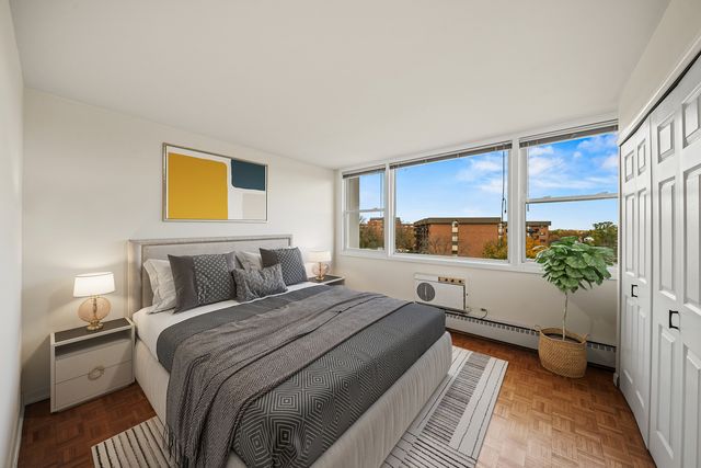 5975 N Odell Avenue 5C, Chicago, IL 60631