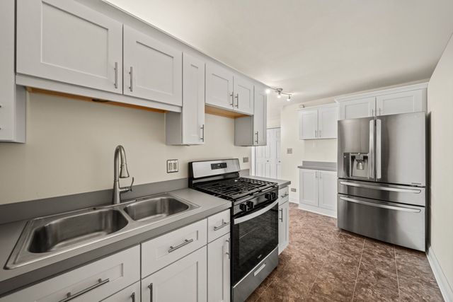 5975 N Odell Avenue 5C, Chicago, IL 60631