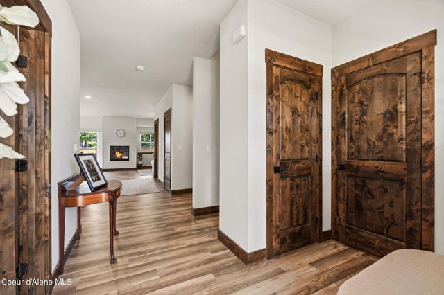 140 Madera DR, Sandpoint, ID 83864