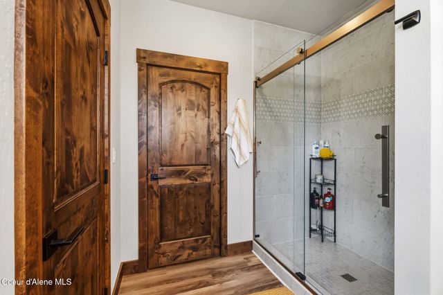 140 Madera DR, Sandpoint, ID 83864