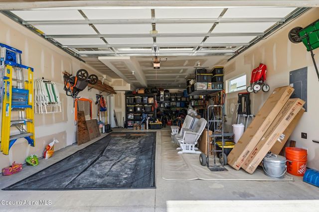 140 Madera DR, Sandpoint, ID 83864