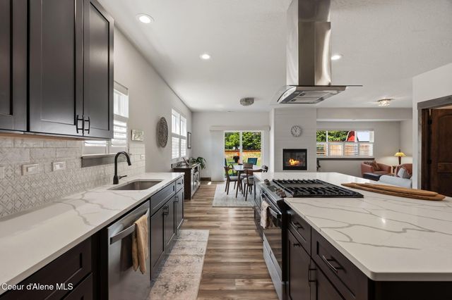 140 Madera DR, Sandpoint, ID 83864