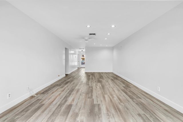 13984 Via Flora D, Delray Beach, FL 33484