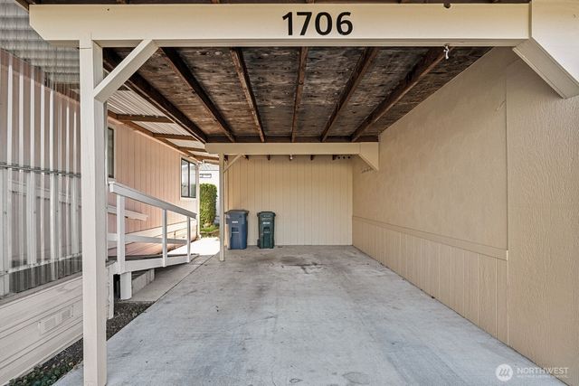 1706 73rd Street E #15, Tacoma, WA 98404