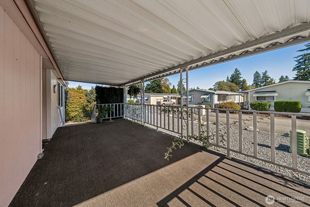 1706 73rd Street E #15, Tacoma, WA 98404