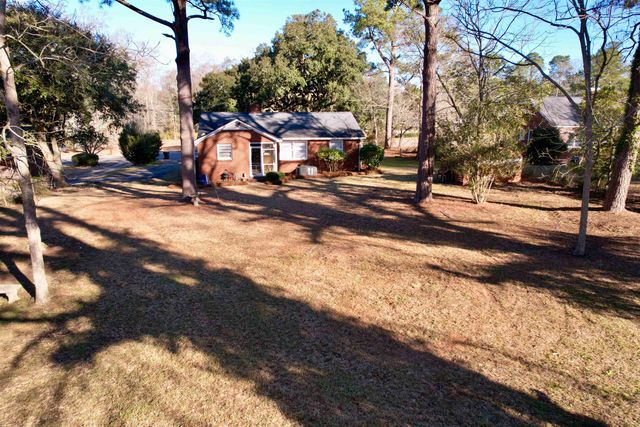 517 Singleton Ave, Kingstree, SC 29556