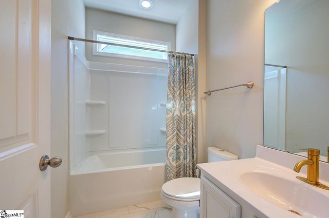 412 Jones Peak Drive, Simpsonville, SC 29681