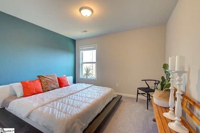 412 Jones Peak Drive, Simpsonville, SC 29681