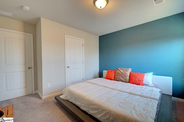 412 Jones Peak Drive, Simpsonville, SC 29681