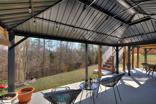 412 Jones Peak Drive, Simpsonville, SC 29681