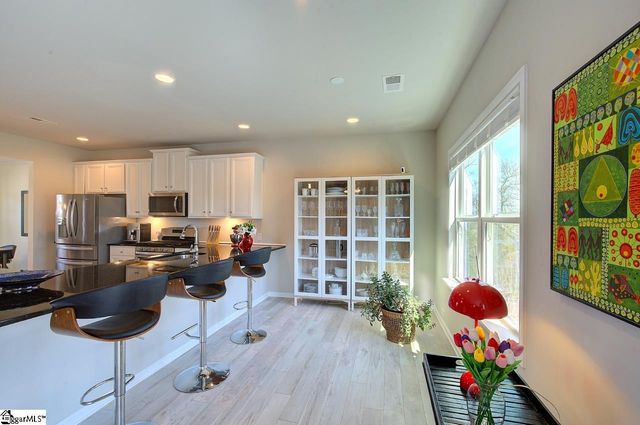 412 Jones Peak Drive, Simpsonville, SC 29681