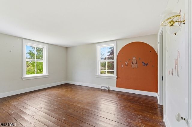 206 Race St, Alexandria Twp., NJ 08867