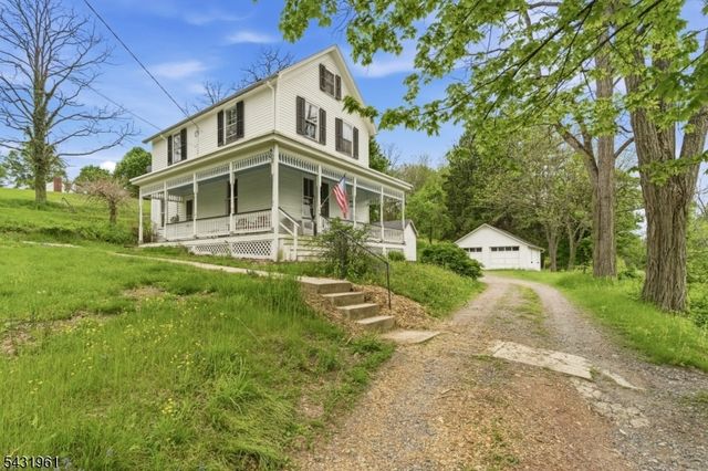 206 Race St, Alexandria Twp., NJ 08867