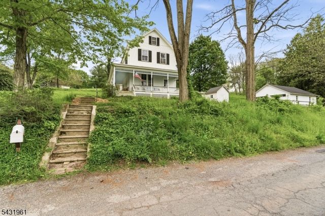 206 Race St, Alexandria Twp., NJ 08867