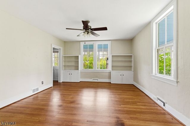 206 Race St, Alexandria Twp., NJ 08867