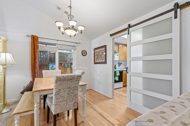 130 Rhonda Lane, Phoenix, OR 97535