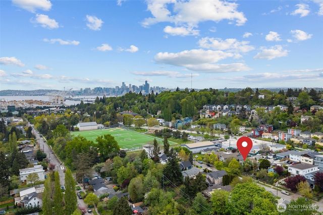 4724 25th Ave SW, Seattle, WA 98106