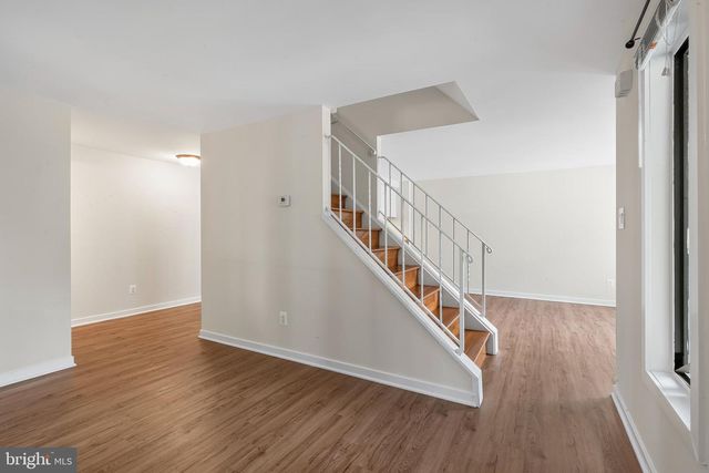 7 COPPS HILL CT, Montgomery Village, MD 20886