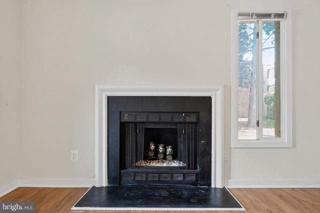7 COPPS HILL CT, Montgomery Village, MD 20886