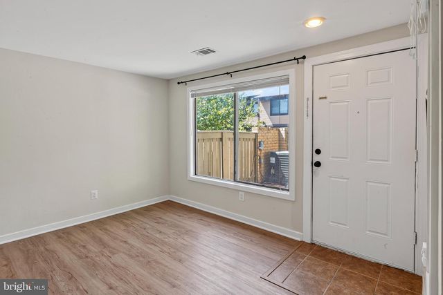 7 COPPS HILL CT, Montgomery Village, MD 20886