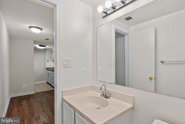 7 COPPS HILL CT, Montgomery Village, MD 20886