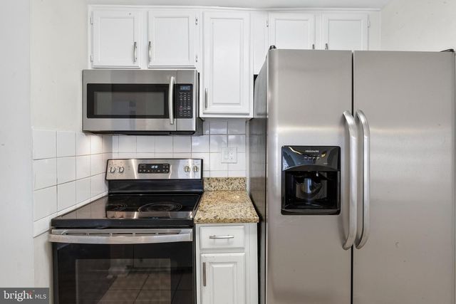 7 COPPS HILL CT, Montgomery Village, MD 20886