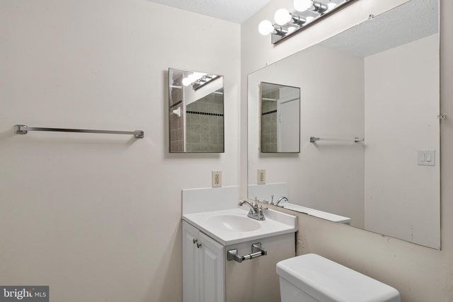 7 COPPS HILL CT, Montgomery Village, MD 20886