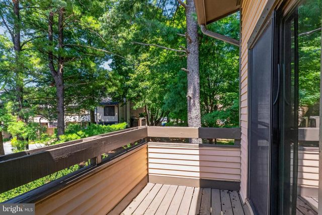 7 COPPS HILL CT, Montgomery Village, MD 20886