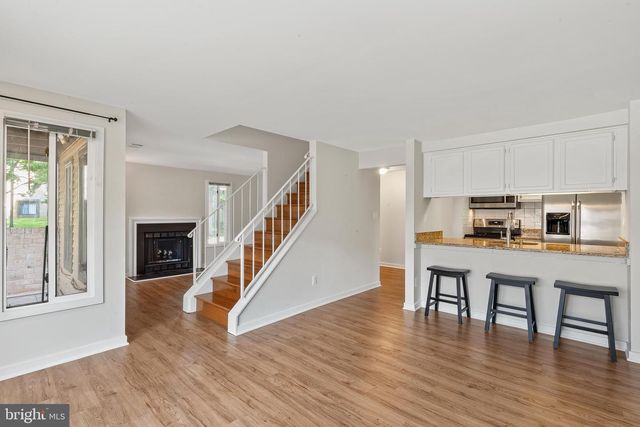 7 COPPS HILL CT, Montgomery Village, MD 20886