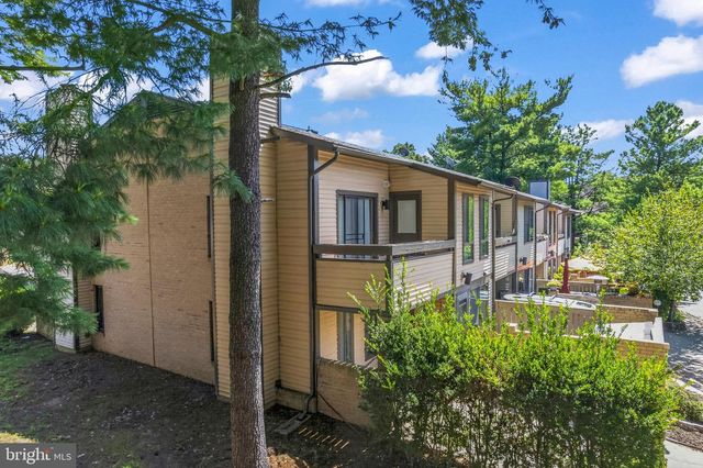7 COPPS HILL CT, Montgomery Village, MD 20886