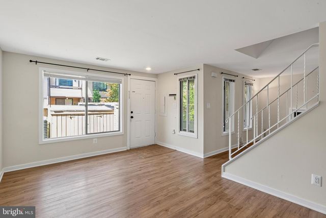 7 COPPS HILL CT, Montgomery Village, MD 20886