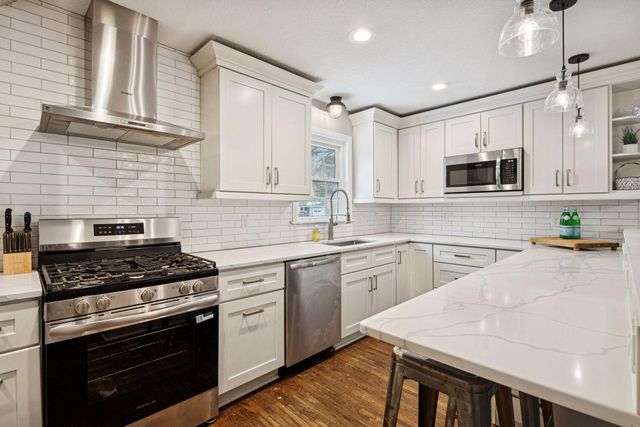 5800 York Avenue S, Edina, MN 55410