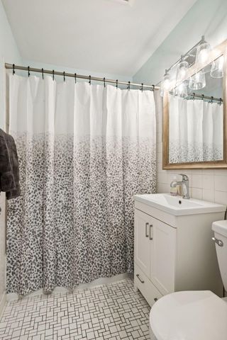 5800 York Avenue S, Edina, MN 55410