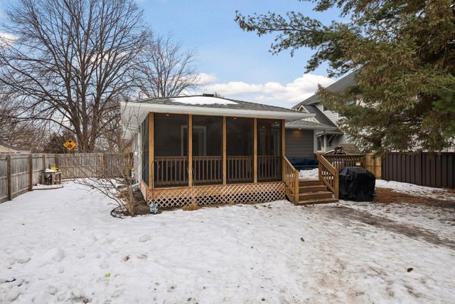 5800 York Avenue S, Edina, MN 55410