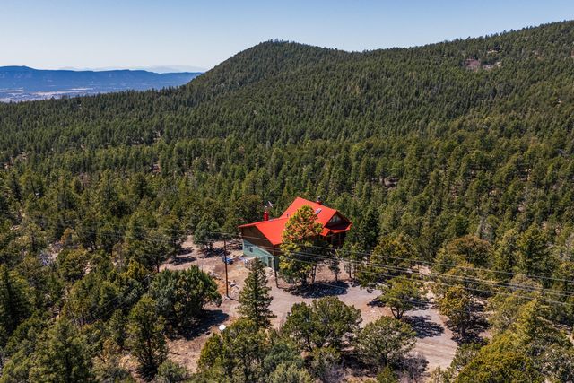 387 County Rd B64, Pecos, NM 87552