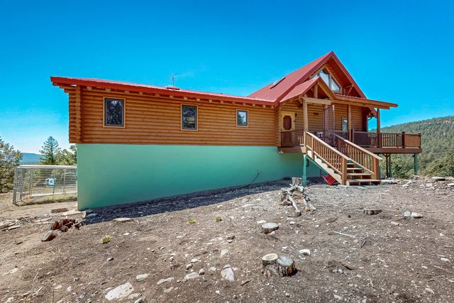 387 County Rd B64, Pecos, NM 87552