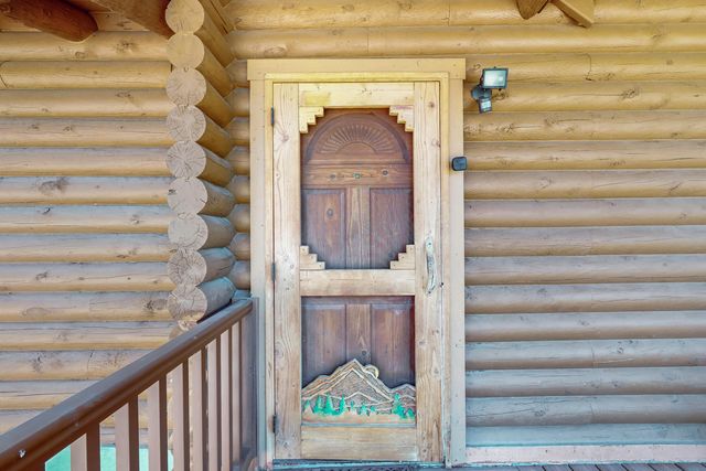 387 County Rd B64, Pecos, NM 87552