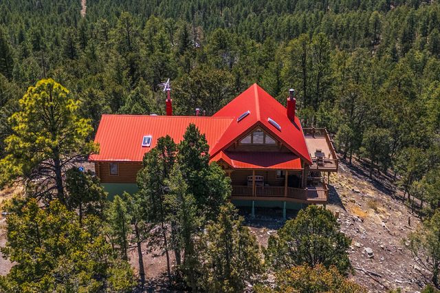 387 County Rd B64, Pecos, NM 87552