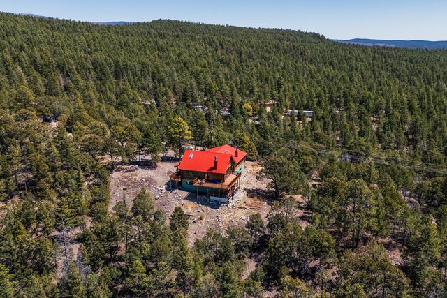 387 County Rd B64, Pecos, NM 87552