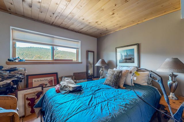 387 County Rd B64, Pecos, NM 87552