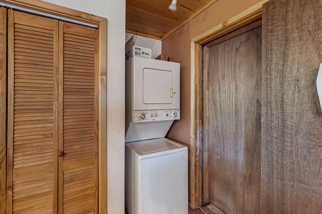 387 County Rd B64, Pecos, NM 87552