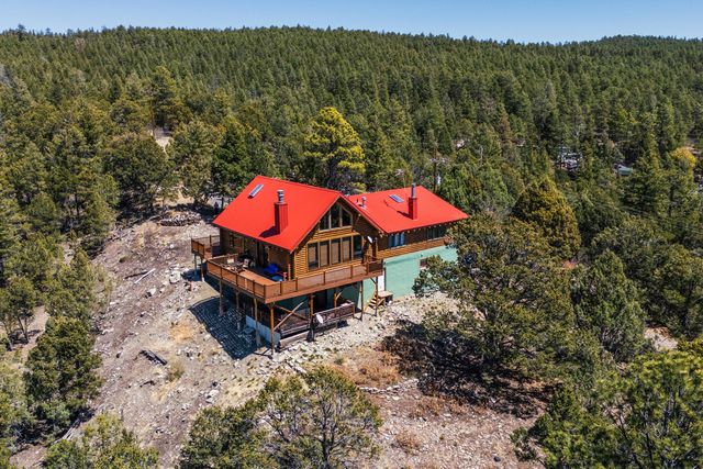 387 County Rd B64, Pecos, NM 87552