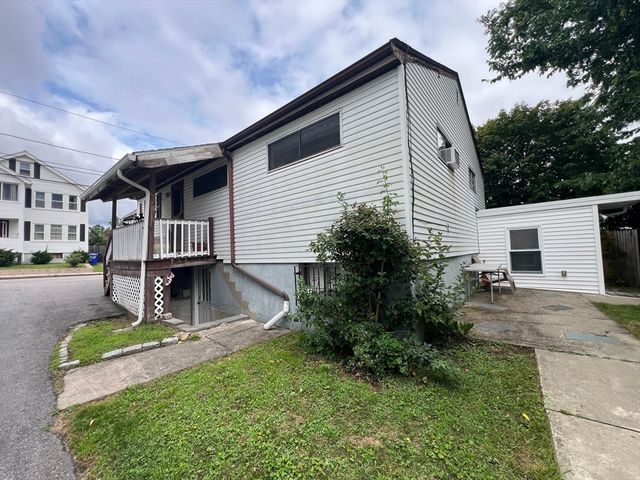 6 Cresthill Rd 6, Boston, MA 02135