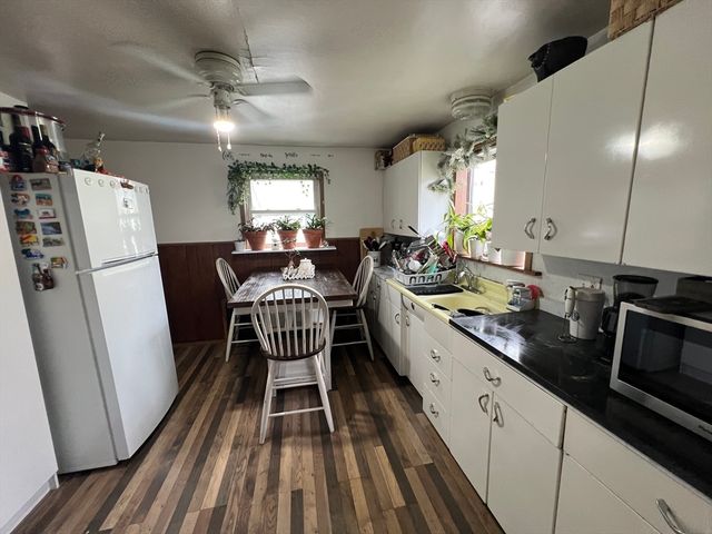 6 Cresthill Rd 6, Boston, MA 02135
