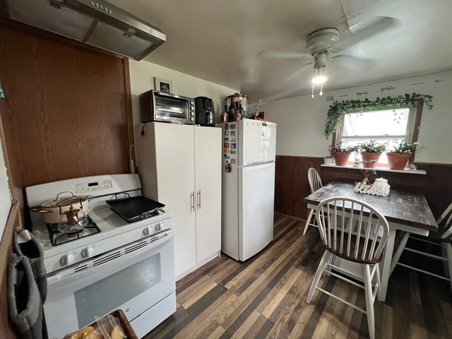 6 Cresthill Rd 6, Boston, MA 02135