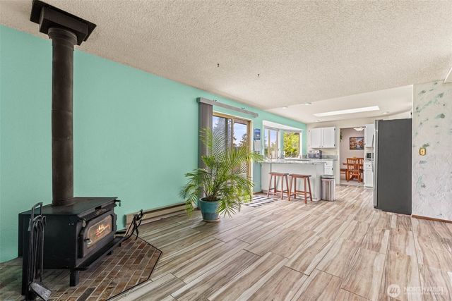 10023 Whitecap Drive NW, Olympia, WA 98502